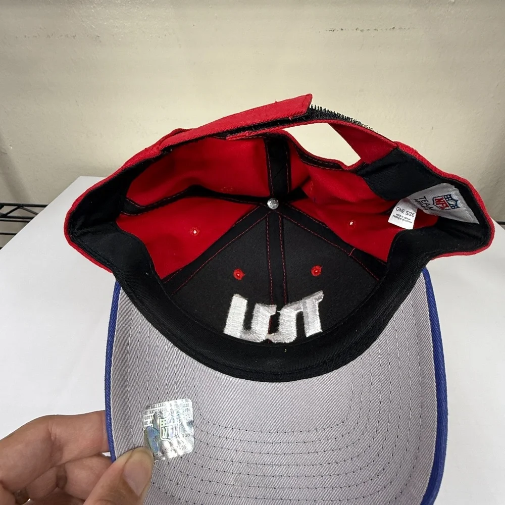 New York Giants Hat Cap Mens One Size Red NFL Football Hook Loop Outdoor Sport